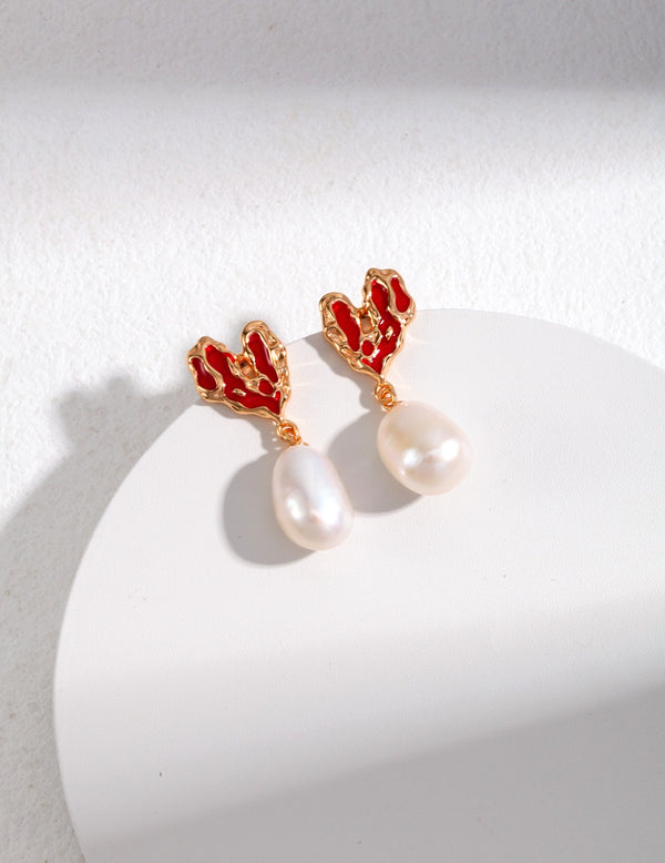 Love drip glaze pearl earrings