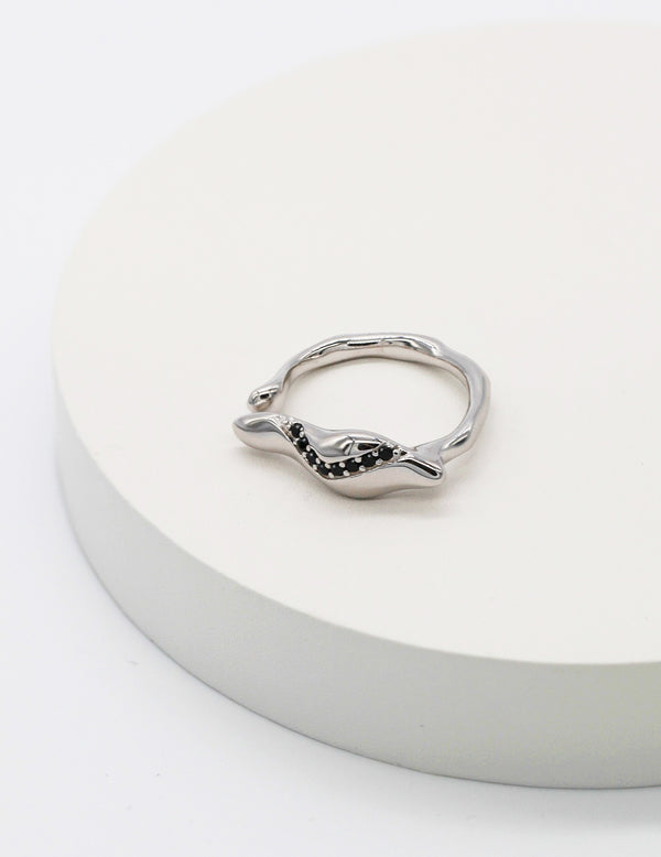 Silver silver vermiculite girlfriend ring