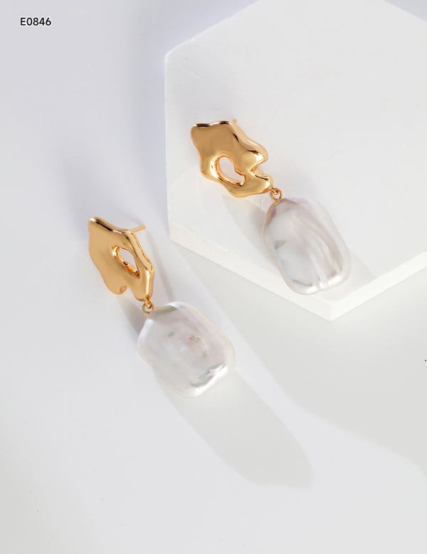 Baroque Pearl earrings