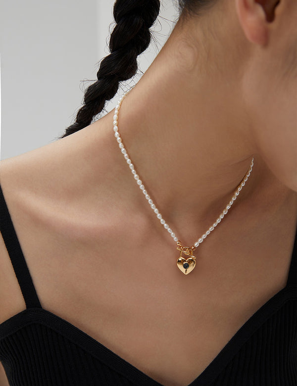 Love -type rice grain pearl necklace