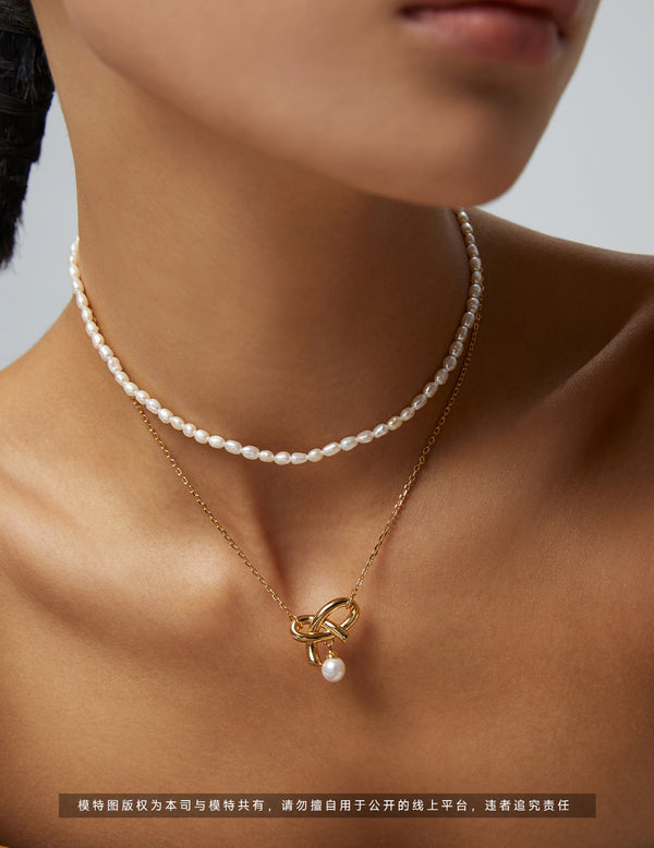 Love Bow Pearl Necklace