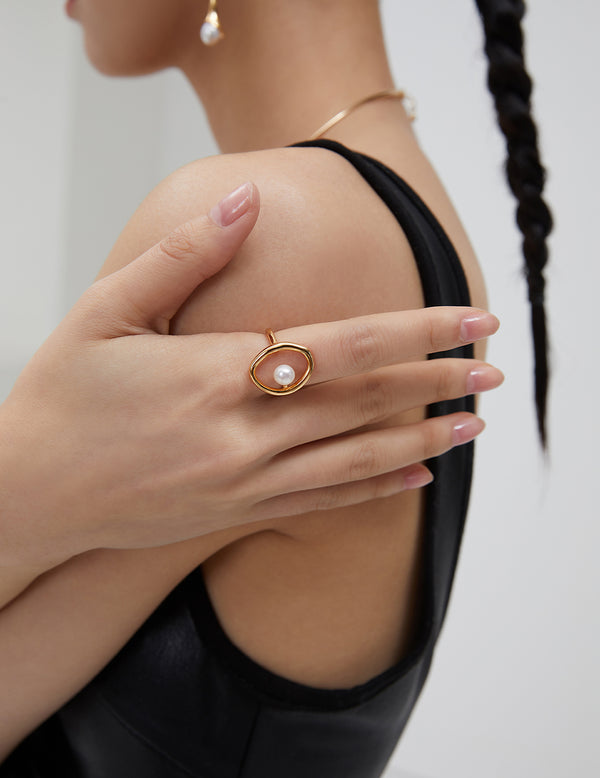 Minimal Pearl Ring