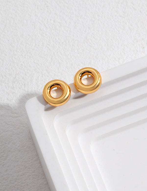 Circle earrings