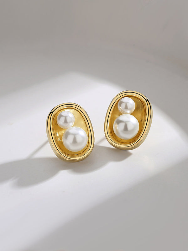 Pearl earrings